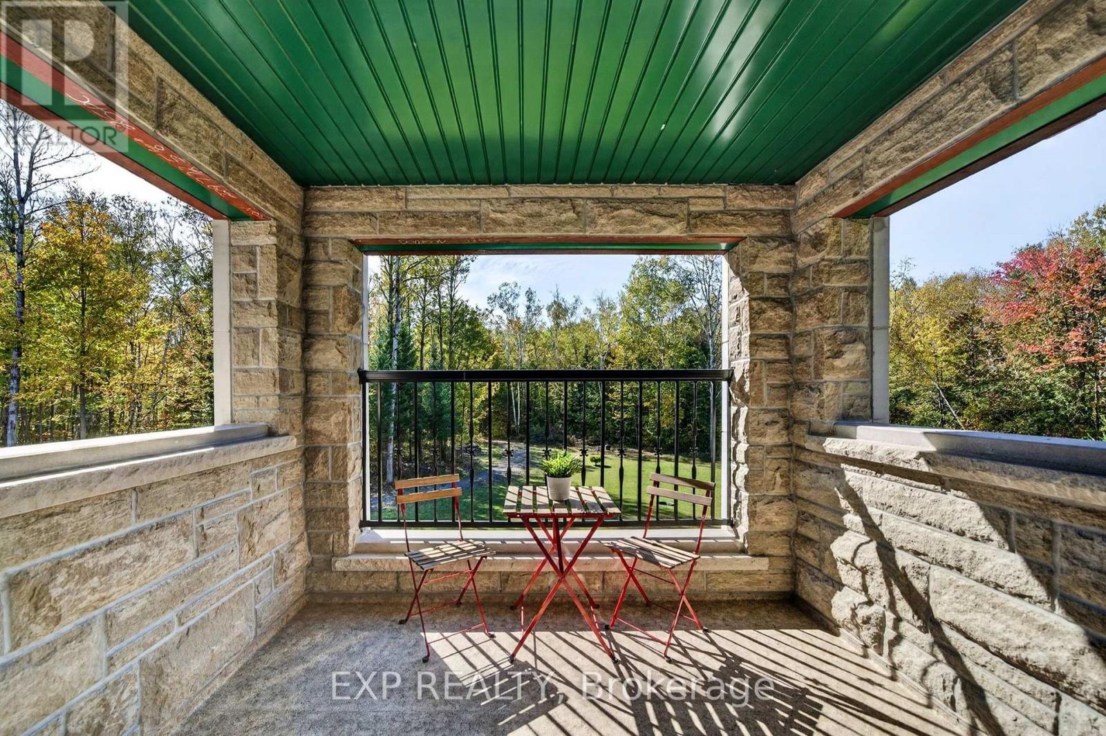 9525 Old Homestead Road, Georgina, ON photo 9