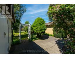 177 Delrex Boulevard, Halton Hills, ON L7G4E4 Photo 23