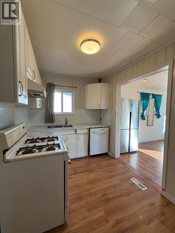 4925 59th Avenue - 15