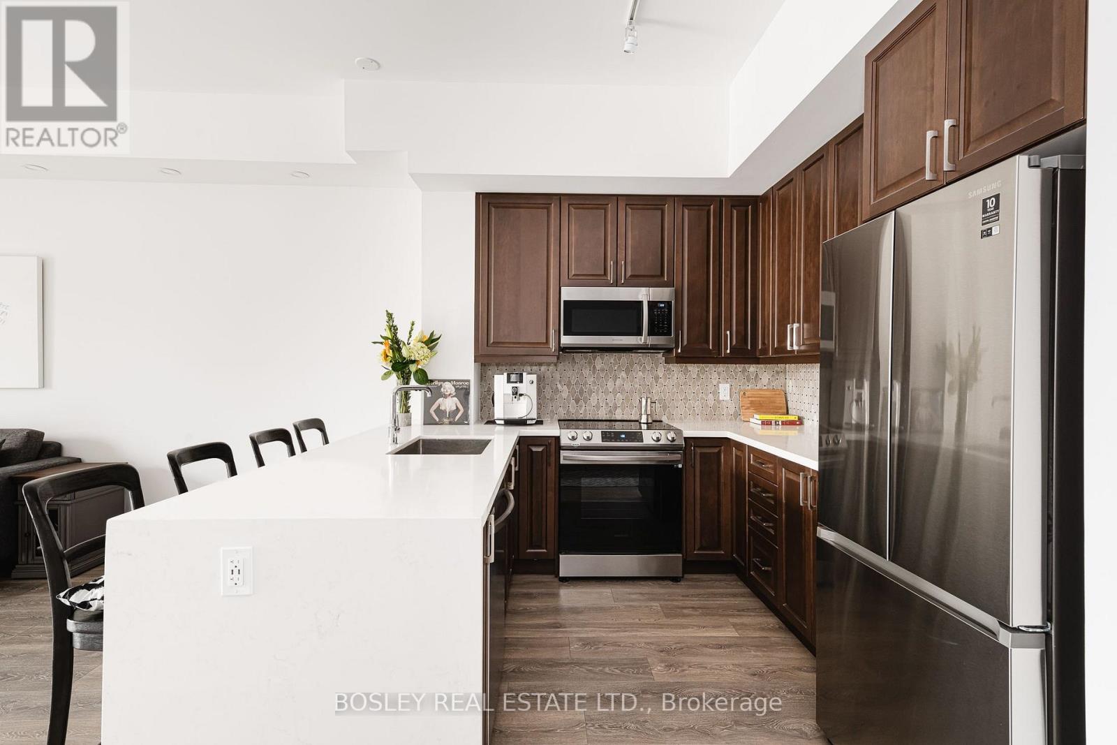 #310 1 HUME STREET S - 2