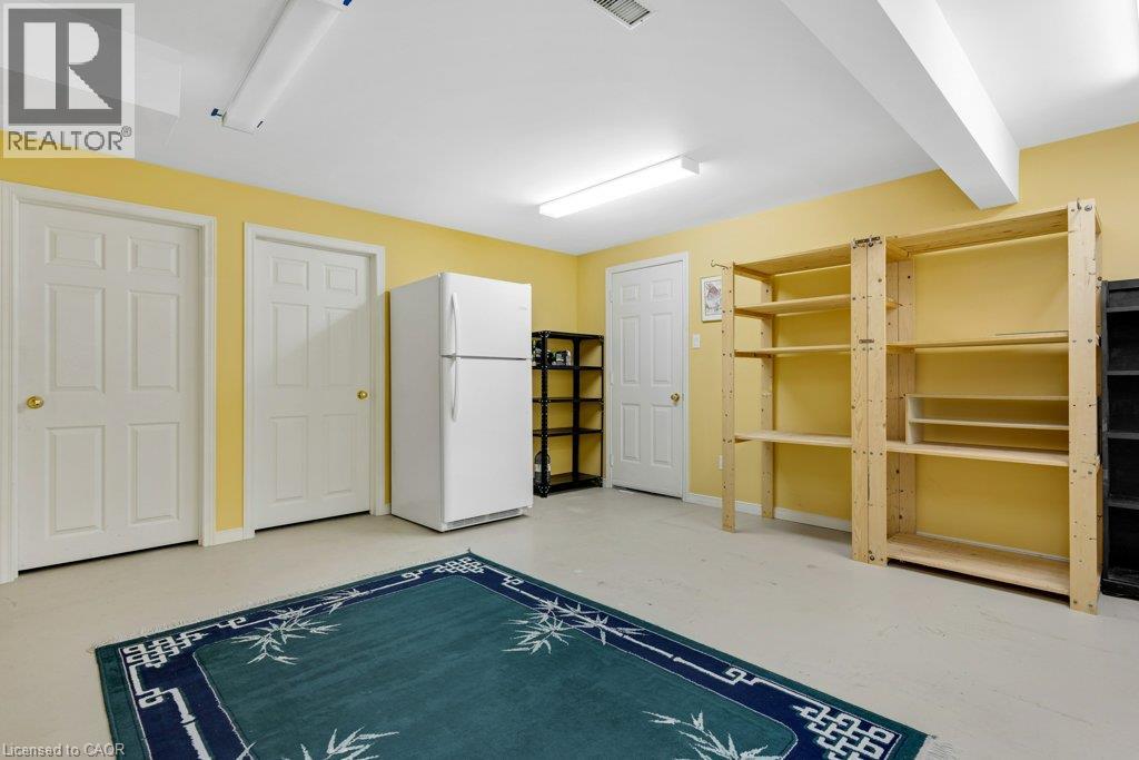 #1 375 N GEORGE Street N - Image 32