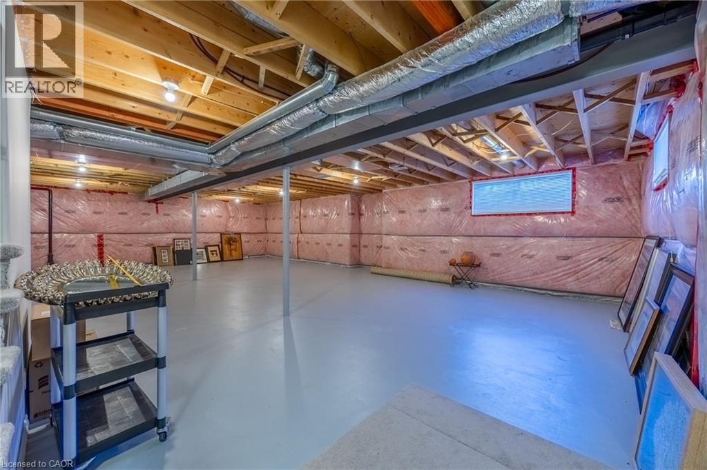 135 NEW LAKESHORE Road - 24