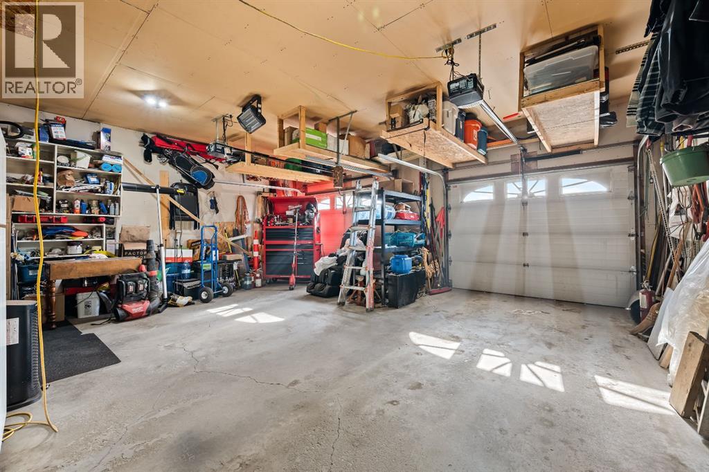 5806 23 Street - 33