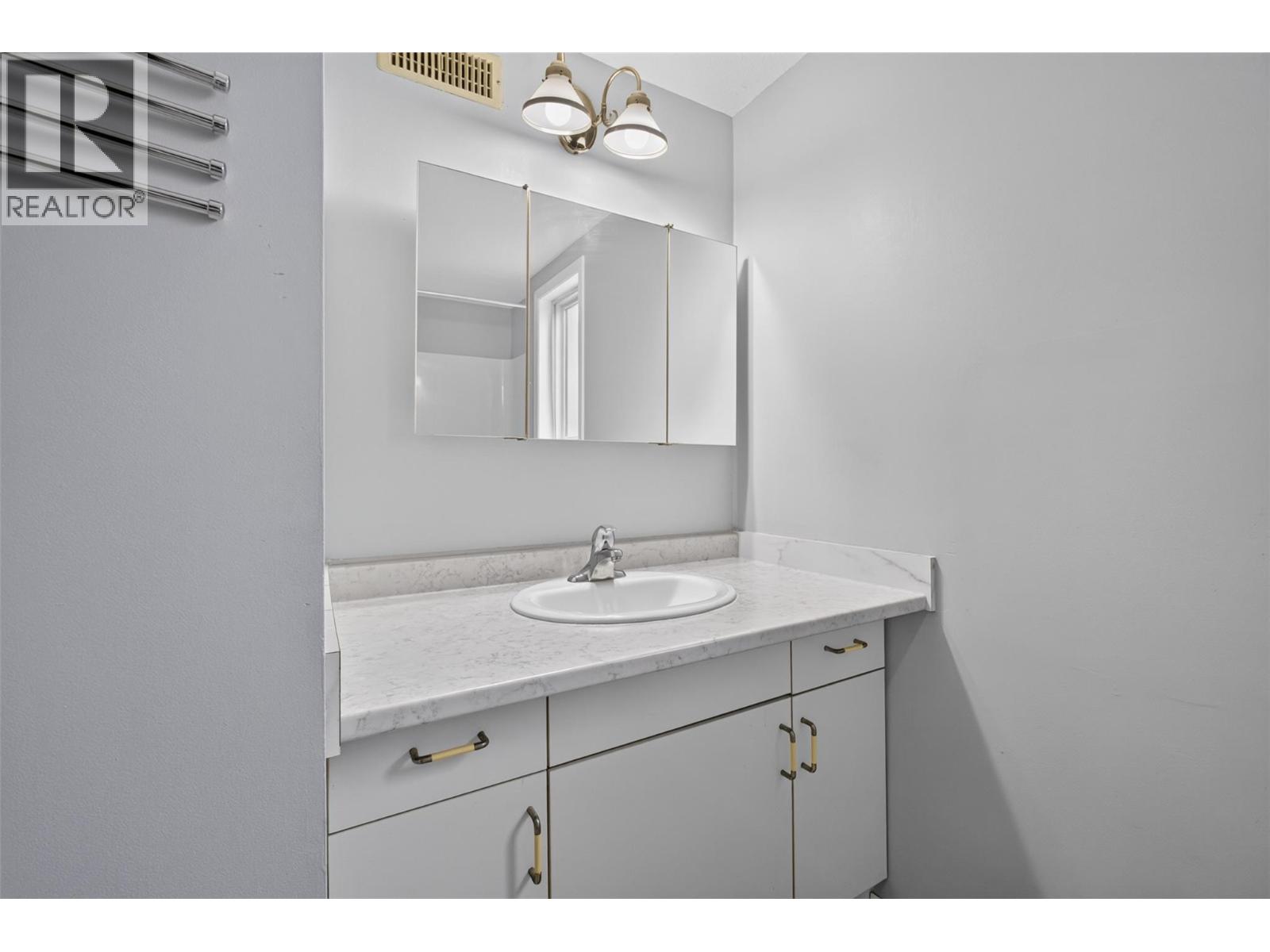 3777 Salloum Road - Image 36