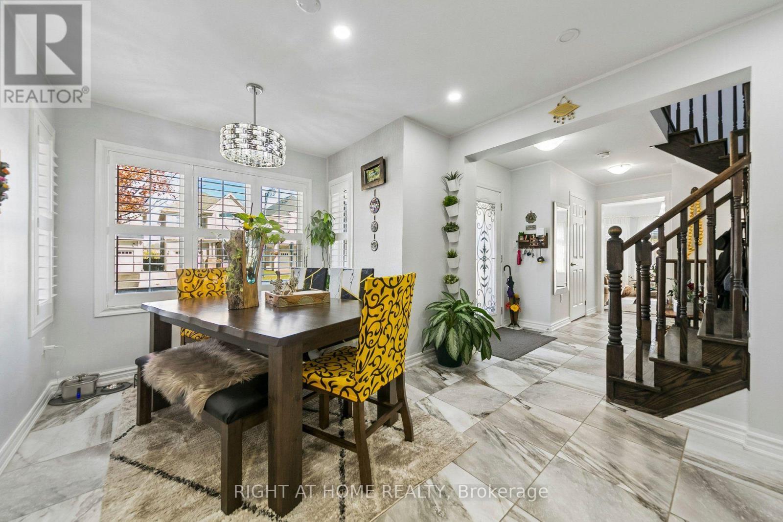 313 GILLETT POINT - 10
