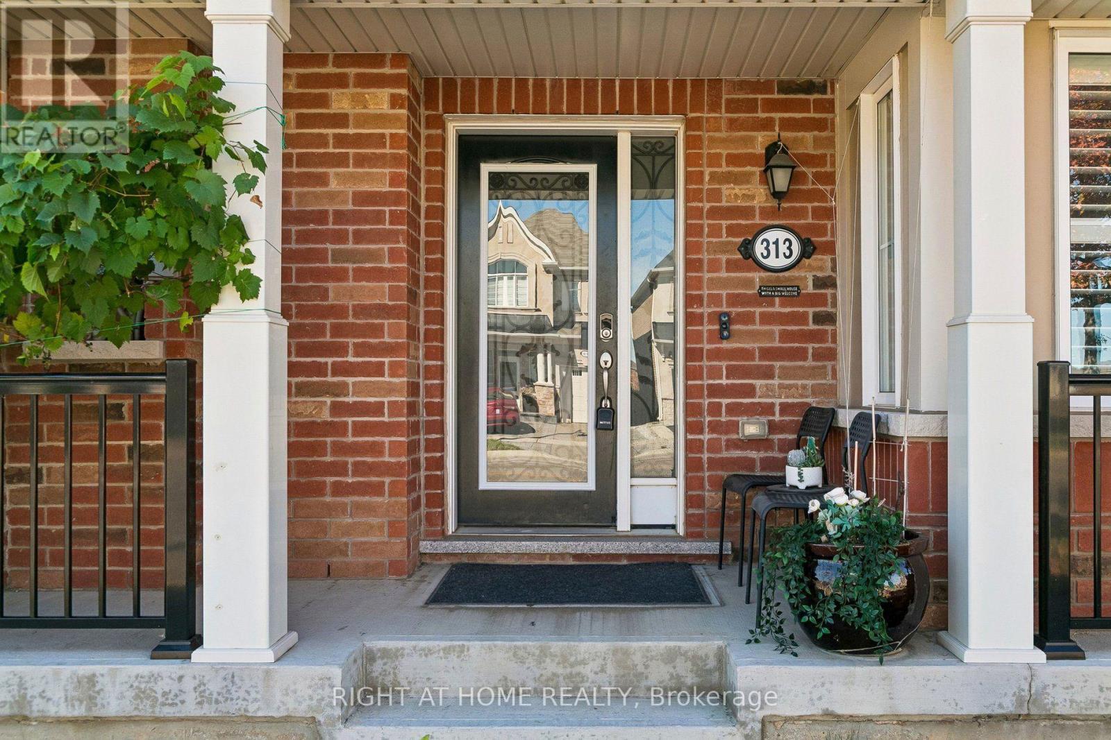 313 GILLETT POINT - 6