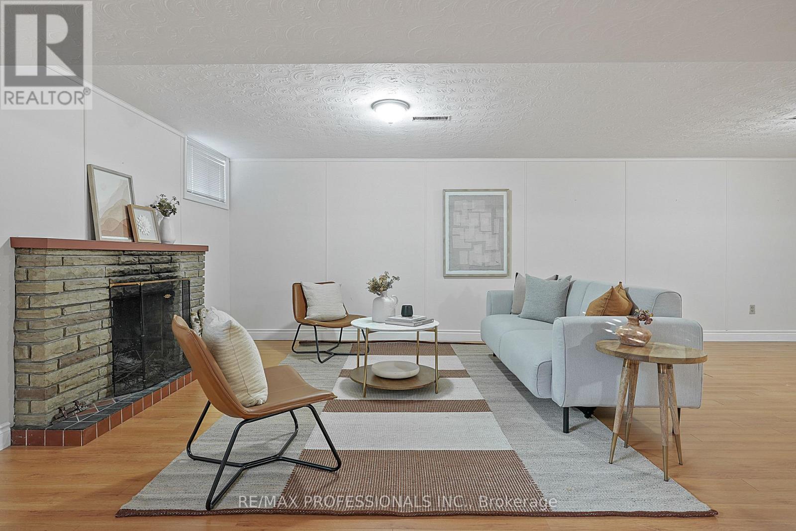 424 The Kingsway, Toronto, ON photo 38