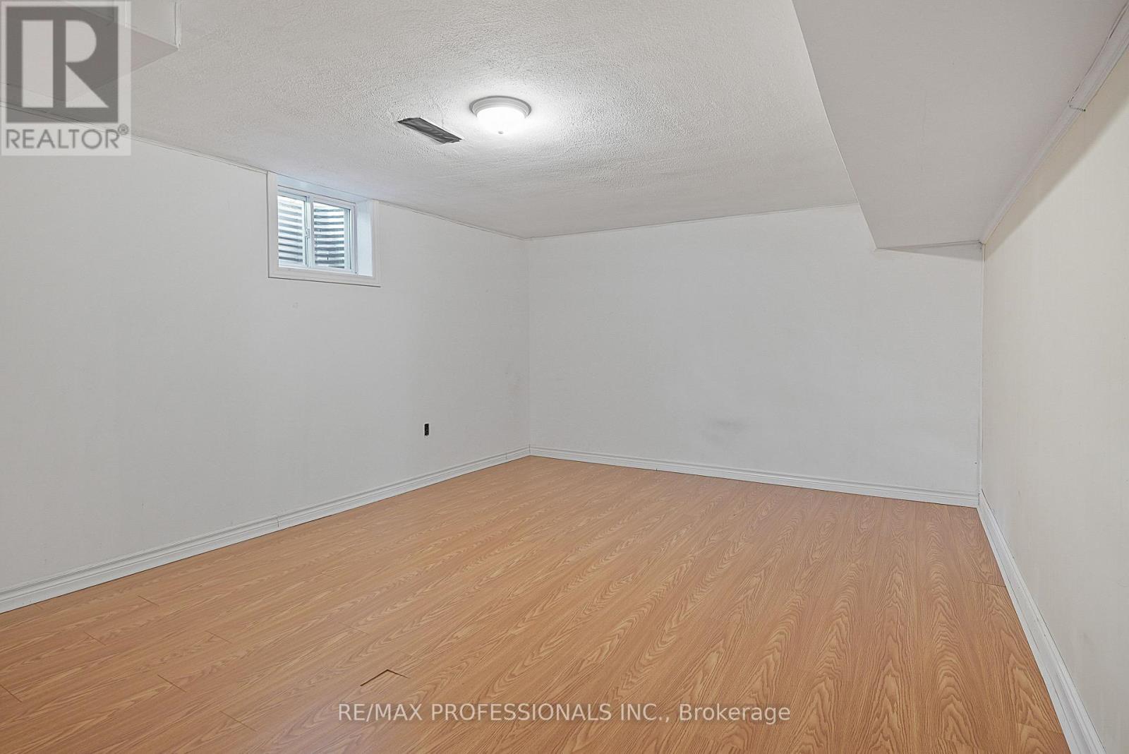 424 The Kingsway, Toronto, ON photo 43