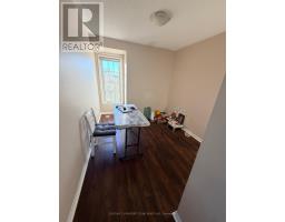 19 Signature Lane, Brampton, ON L7A0T2 Photo 10