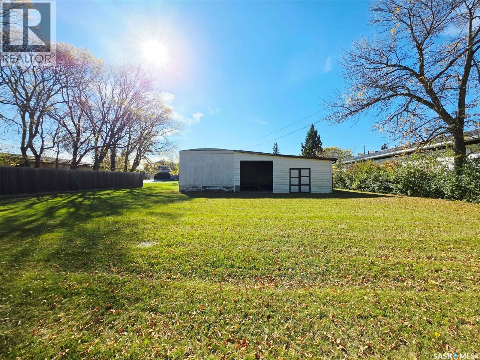 630 Maple DRIVE - 32