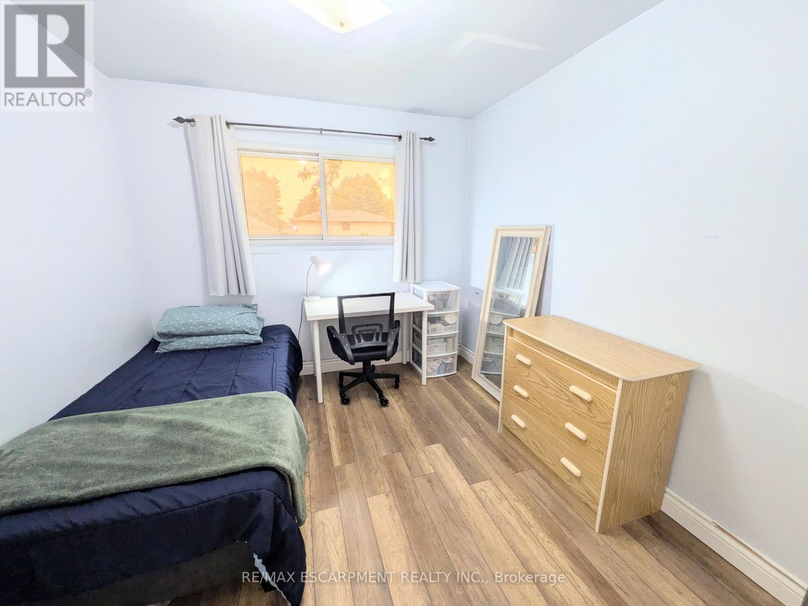 #1 22 RIVERDALE DRIVE - 15
