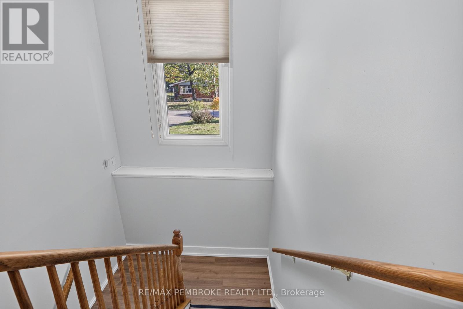 14 ROY STREET - 27