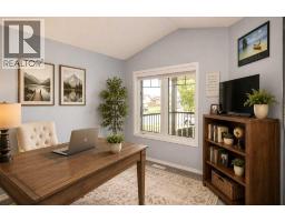 Bedroom - 76 Lakeway Boulevard, Sylvan Lake, AB T4S2P4 Photo 6