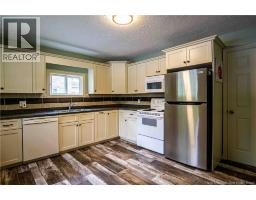 19 Victory Avenue, Fredericton, NB E3A3V6 Photo 13