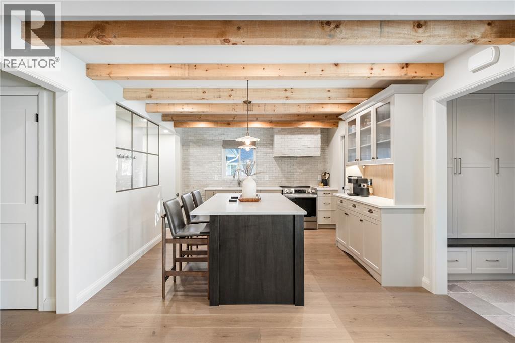 218 BLACKTHORN CRESCENT - 5