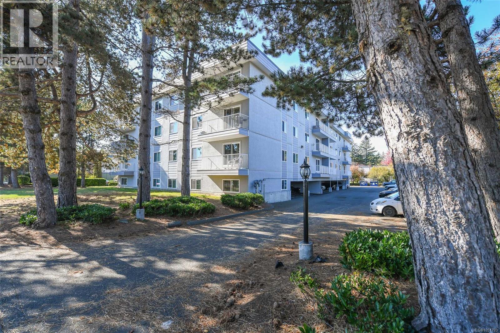 #107 175 Centennial Dr - 26