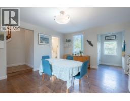 Living room - 121 Harvey St, Nanaimo, BC V9R3W5 Photo 9