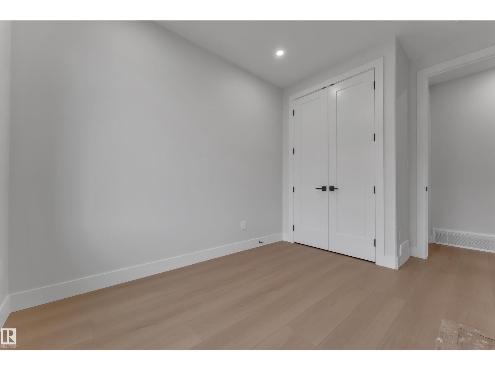 22335 85 Avenue NW, Rosenthal (Edmonton) — photo 18 of 30: Property photo
