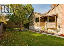 3025 Roxboro Glen Road Sw, Calgary, AB T2S1T9 Photo 30