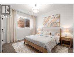 725 53 Avenue SW - photo 36