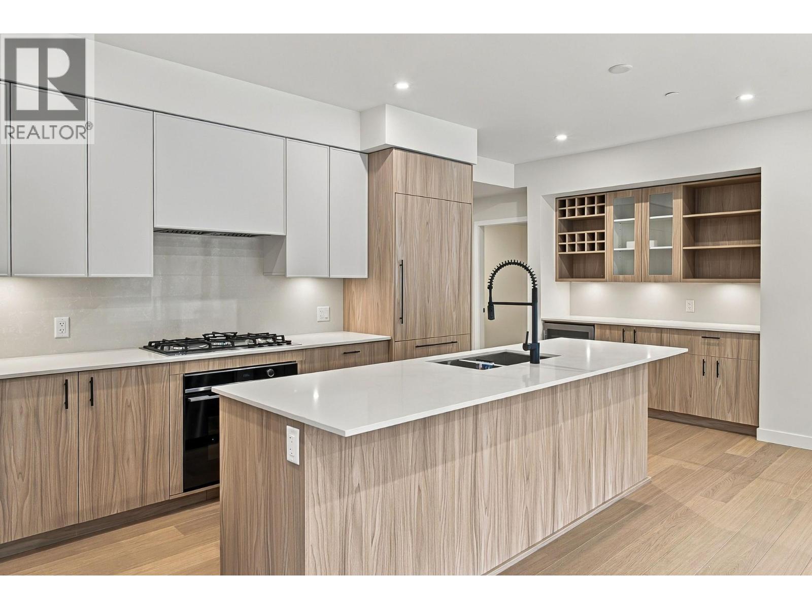 9652 Benchland Drive Unit# 404, Lake Country - Image 1