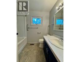 3074 208 Road, Dawson Creek, BC V1G0C3 Photo 13
