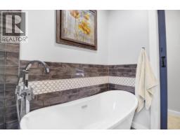 701 17th Avenue S, Cranbrook, BC V1C3B6 Photo 36