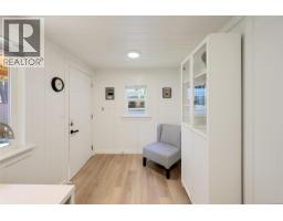 2563 Shelbourne St, Victoria, BC V8R4L7 Photo 54