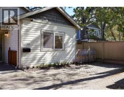 2563 Shelbourne St, Victoria, BC V8R4L7 Photo 81