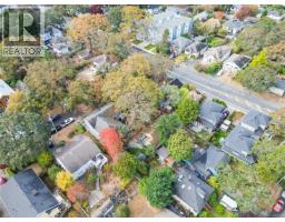 2563 Shelbourne St, Victoria, BC V8R4L7 Photo 90