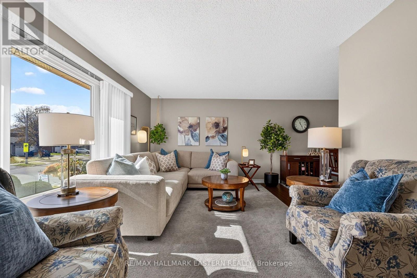 2296 Kawartha Heights Boulevard, Peterborough, ON photo 10