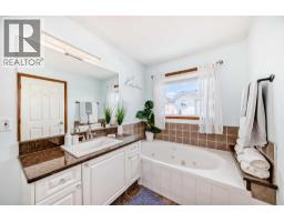 263 Coral Keys Drive NE - photo 29
