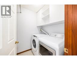 263 Coral Keys Drive NE - photo 24