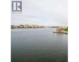 263 Coral Keys Drive NE - photo 48