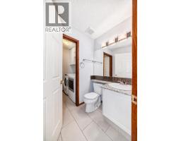 263 Coral Keys Drive NE - photo 23
