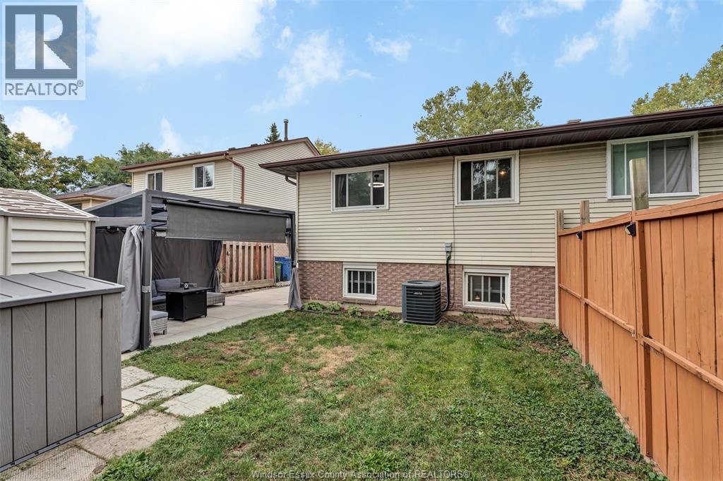 3090 FAIRLANE CRESCENT - Image 29