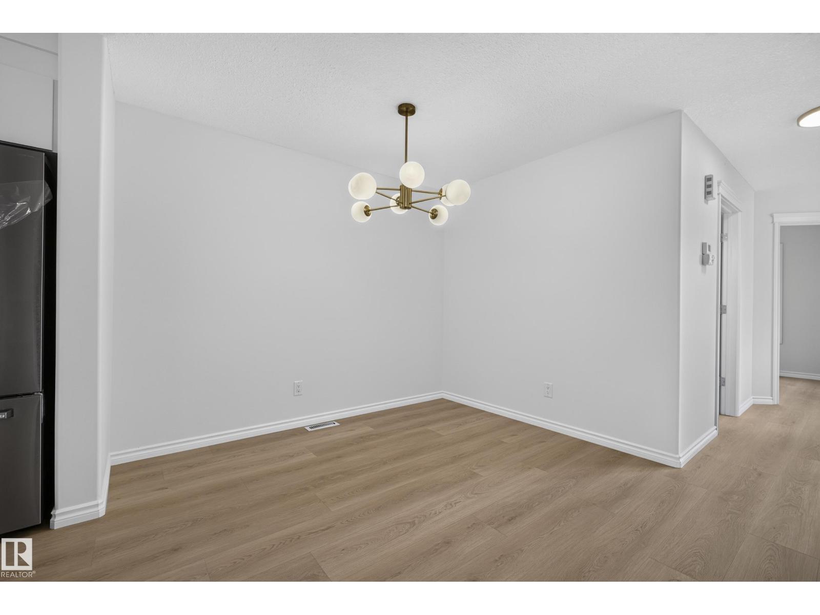 10216 150 ST NW - Image 16