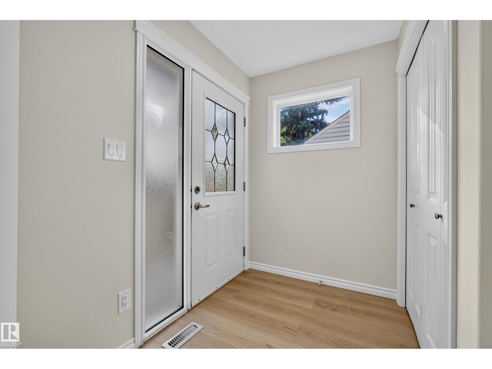 10216 150 ST NW - 5