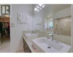 16 Rockcliff Point NW - photo 35