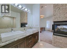 16 Rockcliff Point NW - photo 37
