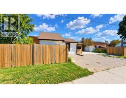 4pc Bathroom - 76 Avenue Road, Cambridge, ON N1R1C1 Photo 6