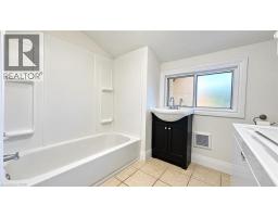 76 Avenue Road, Cambridge, ON N1R1C1 Photo 12