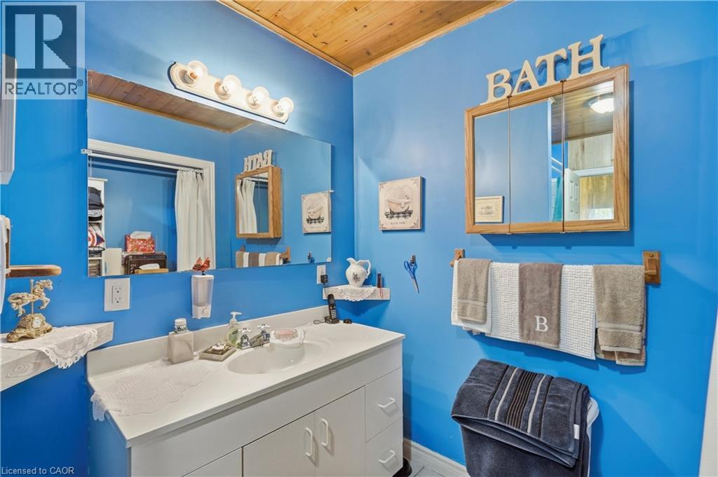 338 Albany Street — photo 23