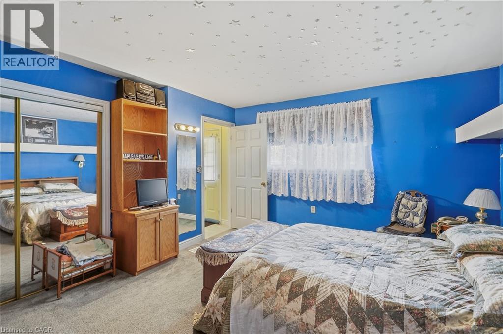 338 Albany Street — photo 22