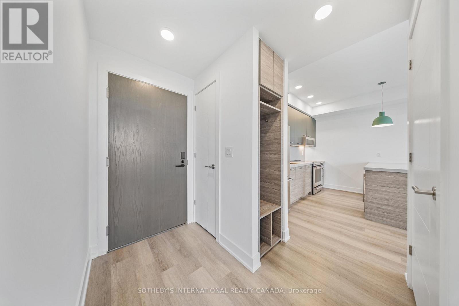 Photo of 484 Spadina Avenue