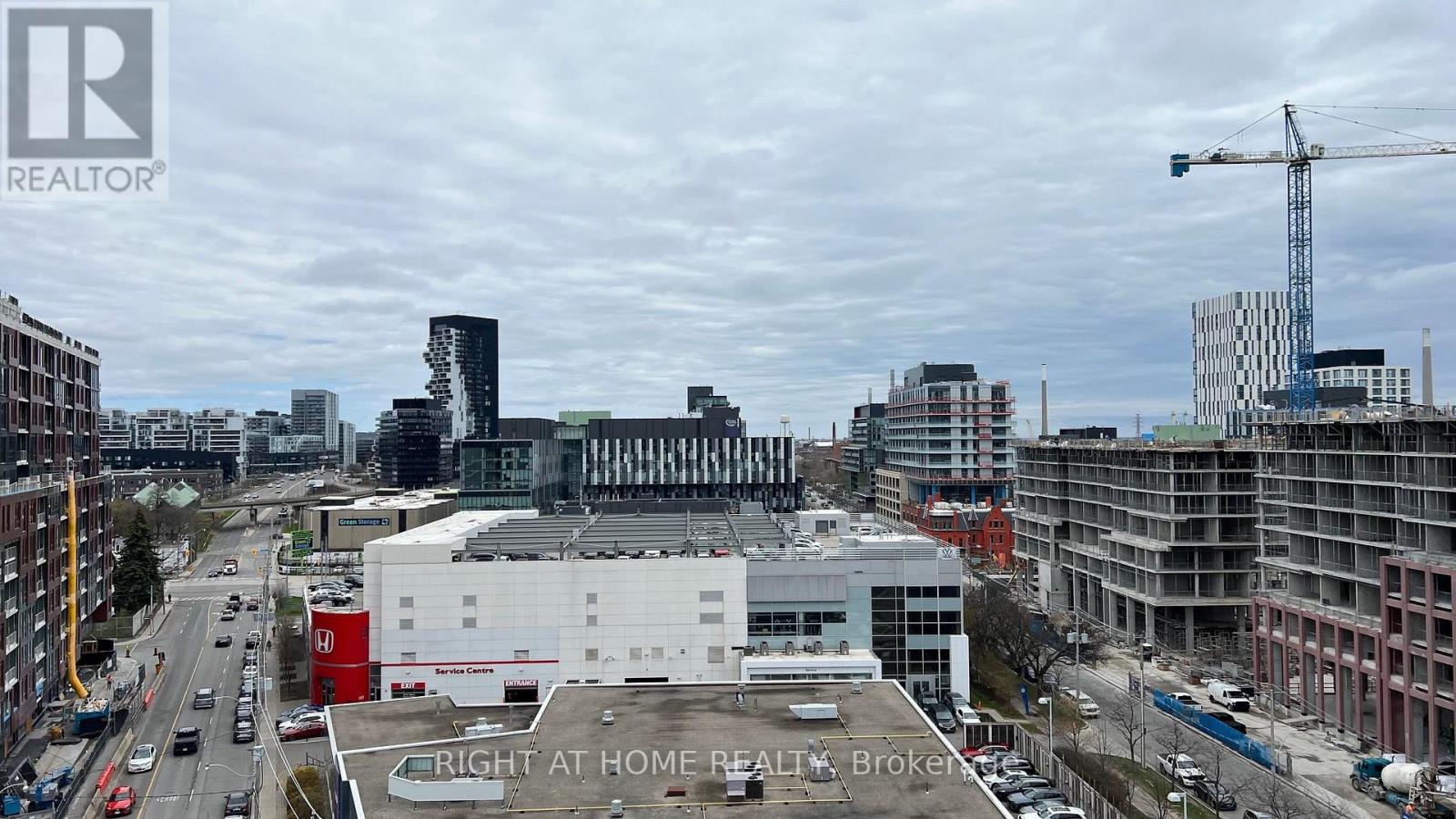 #602 90 TRINITY STREET - Image 22