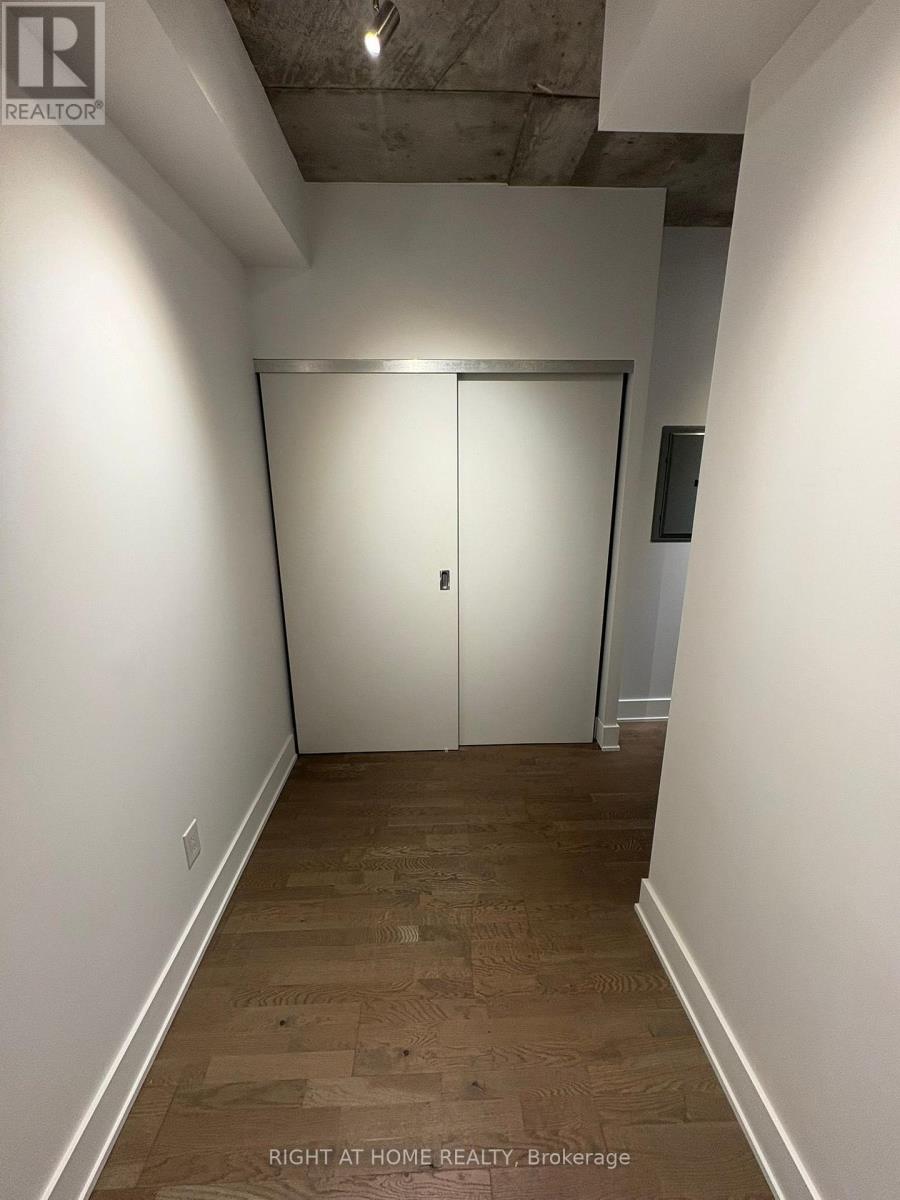 #602 90 TRINITY STREET - Image 6