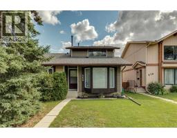 568 Strathcona Drive SW - photo 1