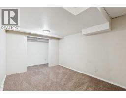 568 Strathcona Drive SW - photo 35
