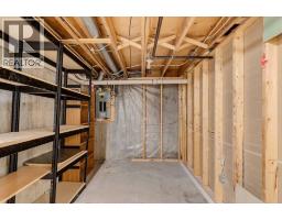 568 Strathcona Drive SW - photo 37